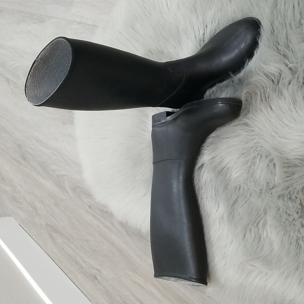 Winner rain boots